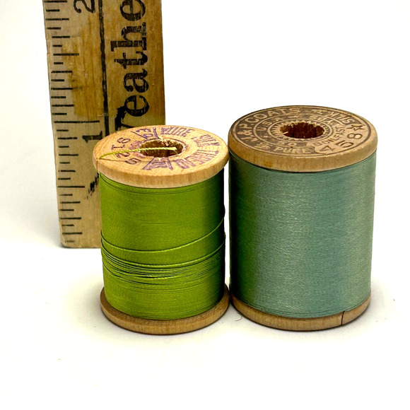 Vintage Silk Thread on Wooden Spools Lot of 11 - Picture 5 of 5